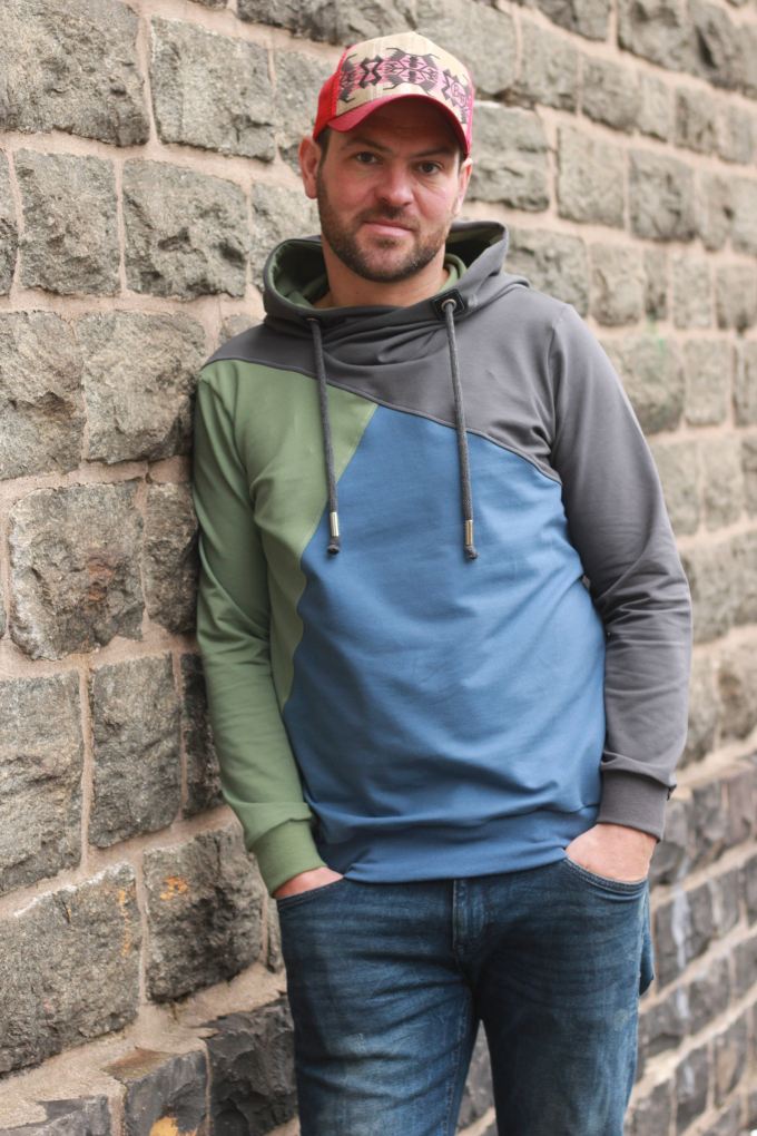 E-Book drei eM's Hoodie Schio Men, duits