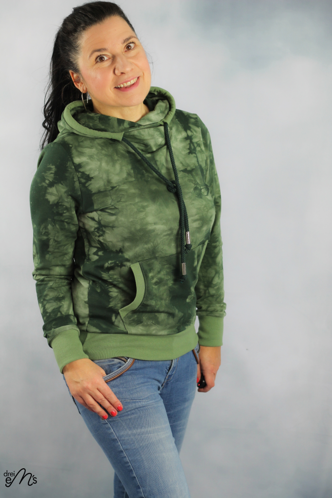 Patron sweat-shirt femme pdf Schio drei eM's, en allemand