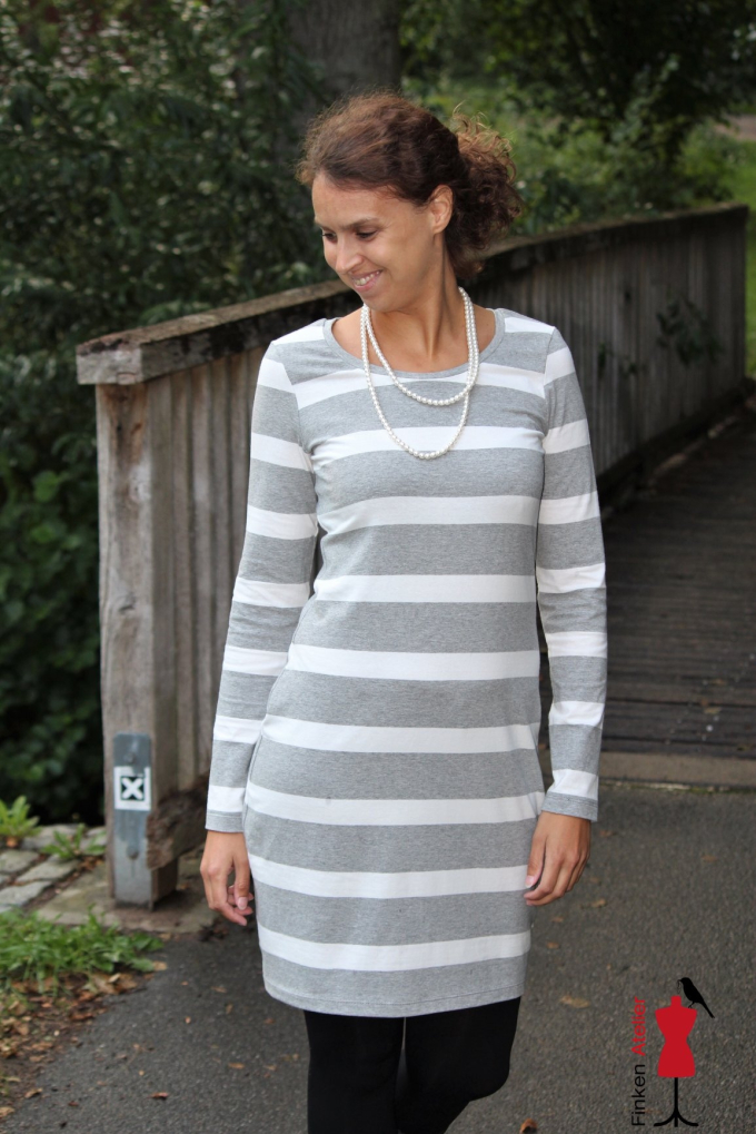 Patron t-shirt / robe femme pdf Amalia drei eM's, en allemand