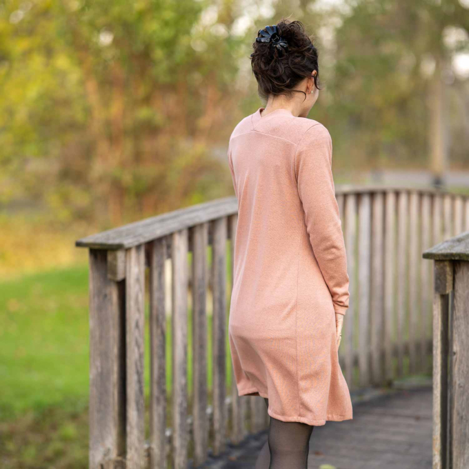 Patron cardigan femme pdf Von Wärme umhüllt Einfach anziehend, en allemand