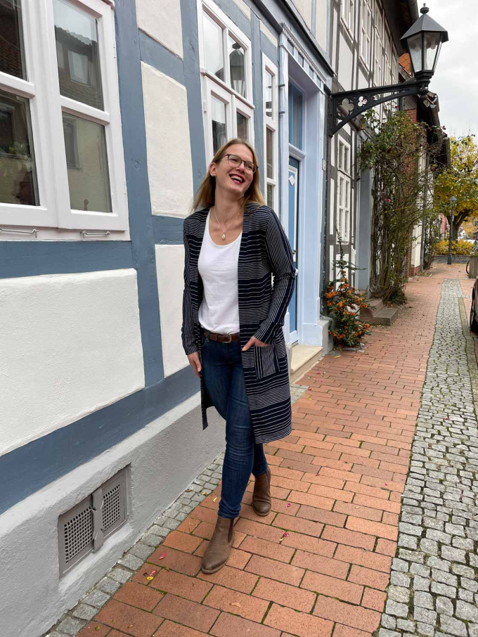 Patron cardigan femme pdf Von Wärme umhüllt Einfach anziehend, en allemand