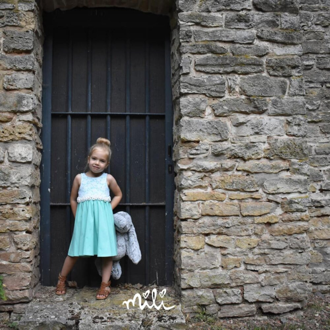 Ebook patron robe enfant Amelie Emmilou, en allemand