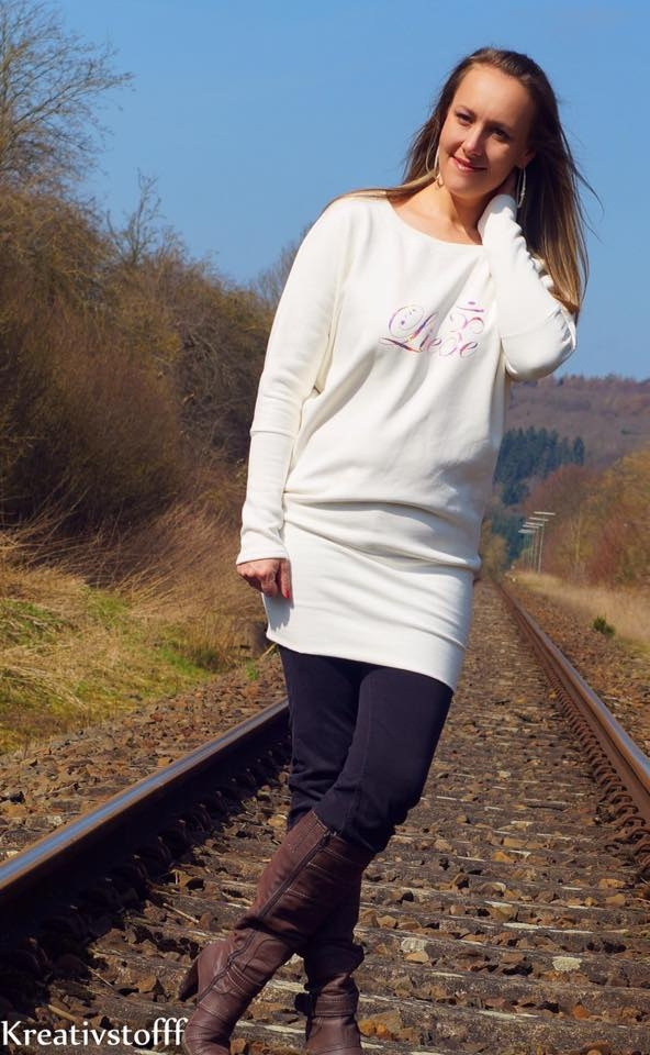 E-Book Erbsünde Fledermaus-Kleid - Shirt Gula, duits