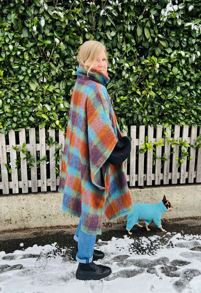 E-book Erbsünde Oversize Poncho Hera, Duits