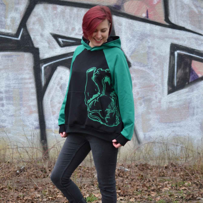 E-book Erbsünde Oversize Raglan Hoodie AVELA, Duits