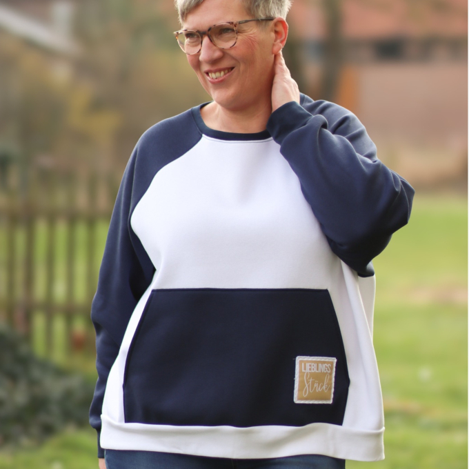 E-book Erbsünde Oversize Raglan Hoodie AVELA, Duits