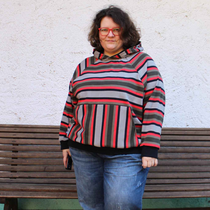 E-book Erbsünde Oversize Raglan Hoodie AVELA, Duits