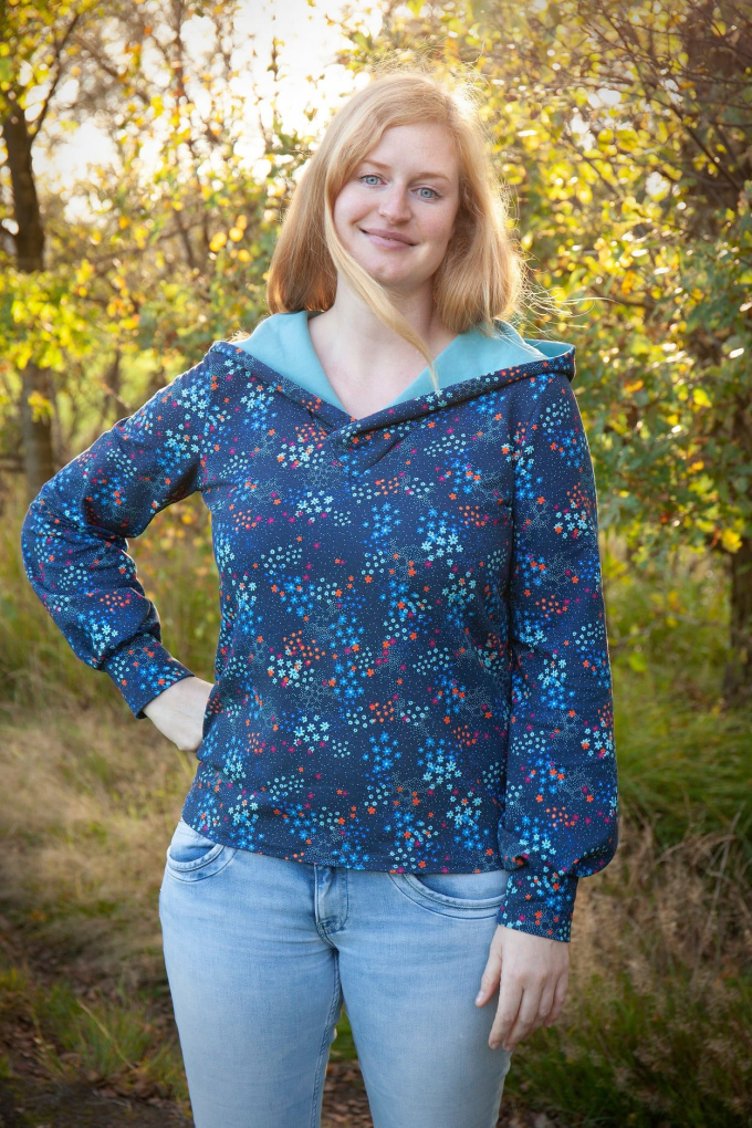 E-Book Erbsünde Pullover mit Kapuze Acerola, duits