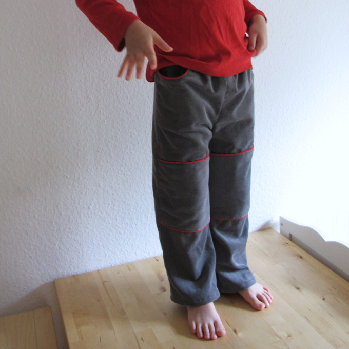 Patron pantalon enfant pdf Mix et Moritz Fabelwald, en allemand
