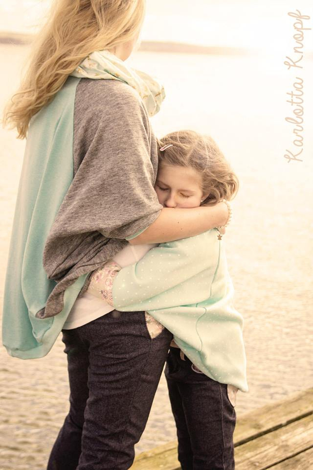 Patron cardigan enfant & femme pdf Calu FeeFeeFashion, en allemand