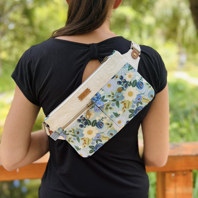 E-book Frau Schnitte Crossbody Bag Evin, Duits