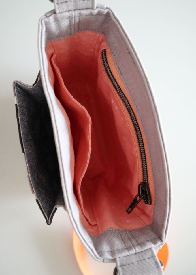 E-book Frau Schnitte Crossbody Bag Kleine Bjelle, Duits