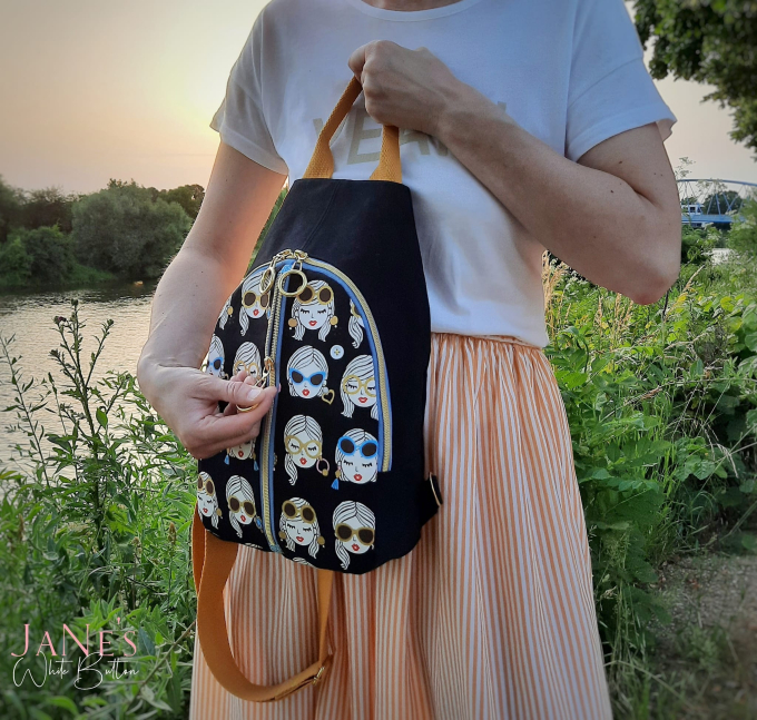 E-book Frau Schnitte Sling Bag Mel, Duits