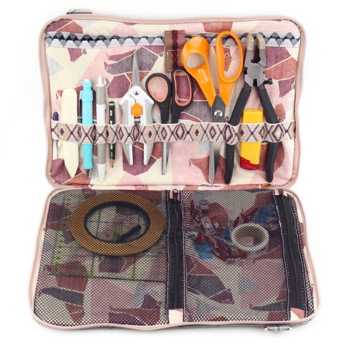 E-Book Hansedelli Tablet/Laptophoes Kuoria, duits