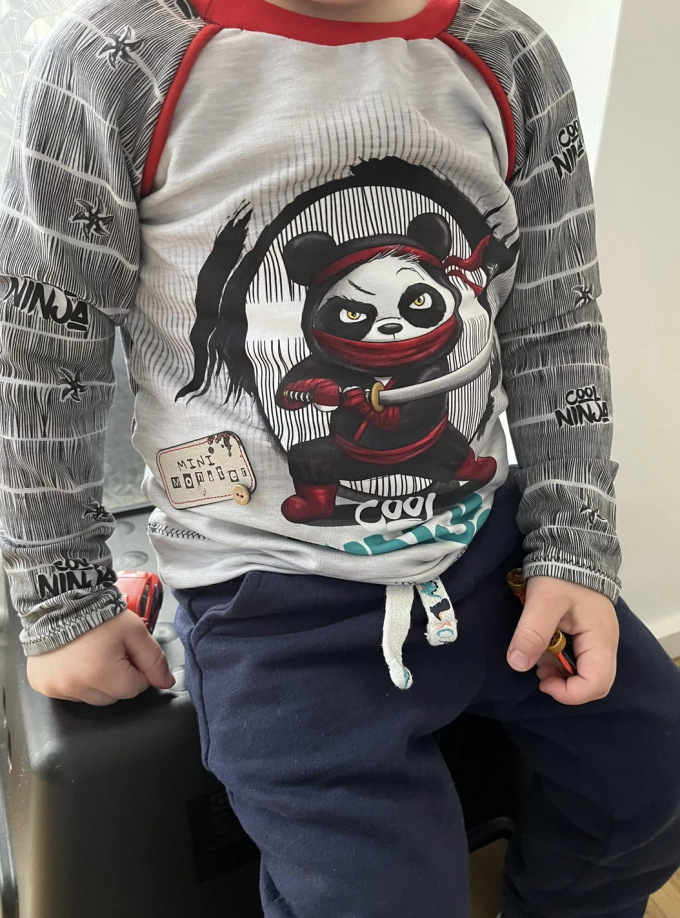 Patron t-shirt enfant pdf Raglan Knirps Herr Knirps & das Himbeermädchen, en allemand