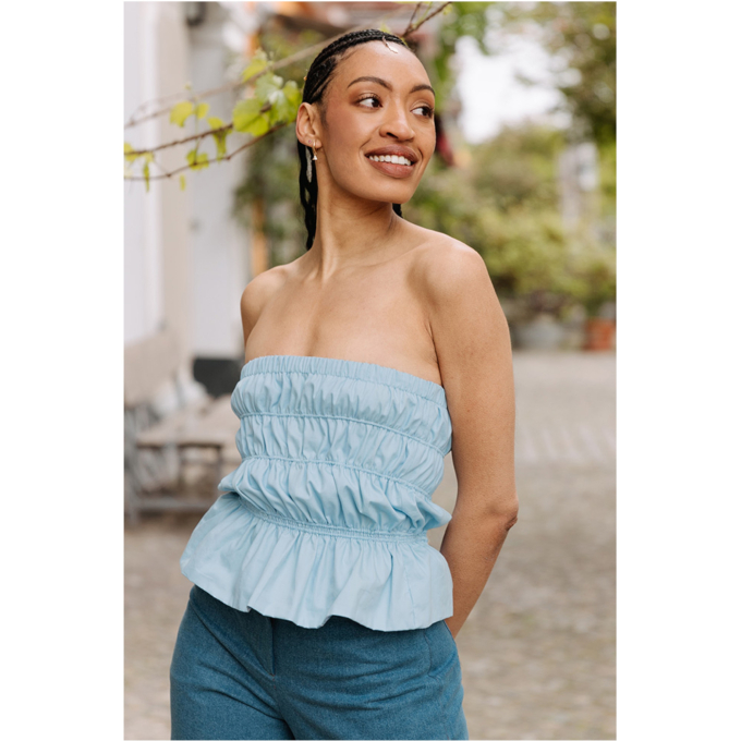 E-book JULIANA MARTEJEVS Tube Top, Duits/Engels