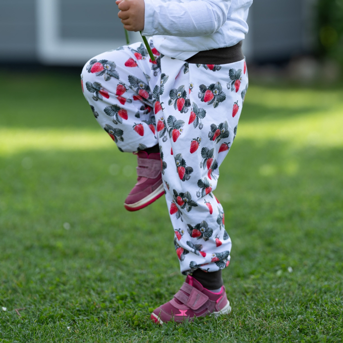 E-Book Knopf und Nadel große süße Pumpi Kinderhose