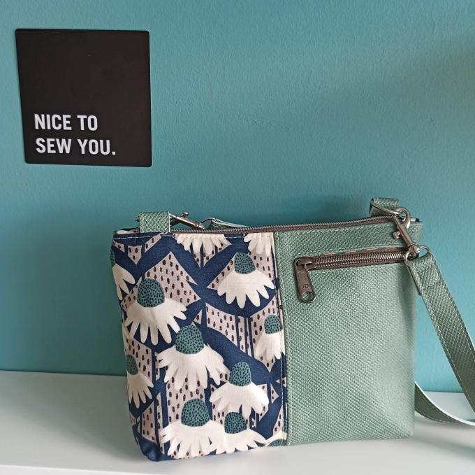 E-Book LilaMint Design Abendtasche Delaware1, german