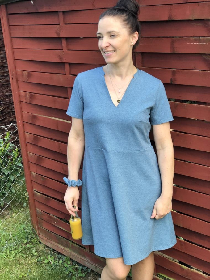 E-Book Lillesol & Pelle Kleid und Shirt Candela, german