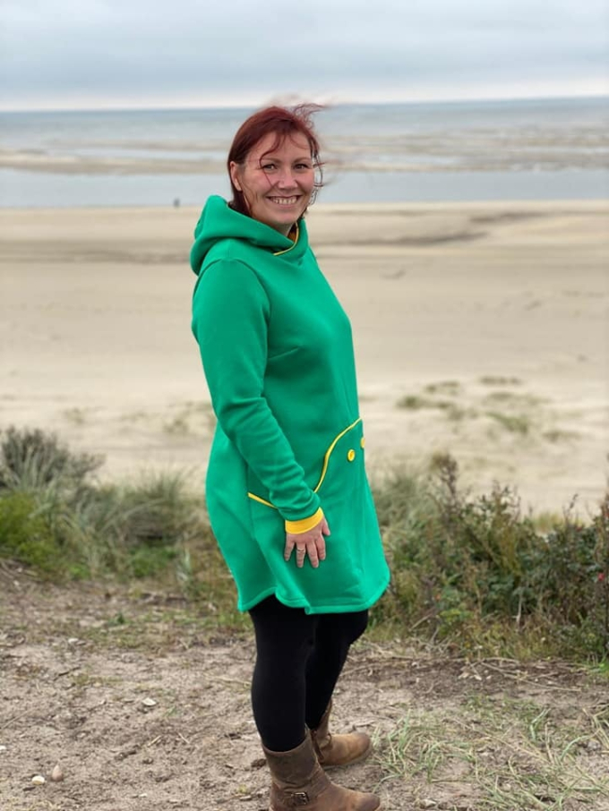 E-Book Lumali Hoodie - Kleid Knopfliebe Curvy, duits