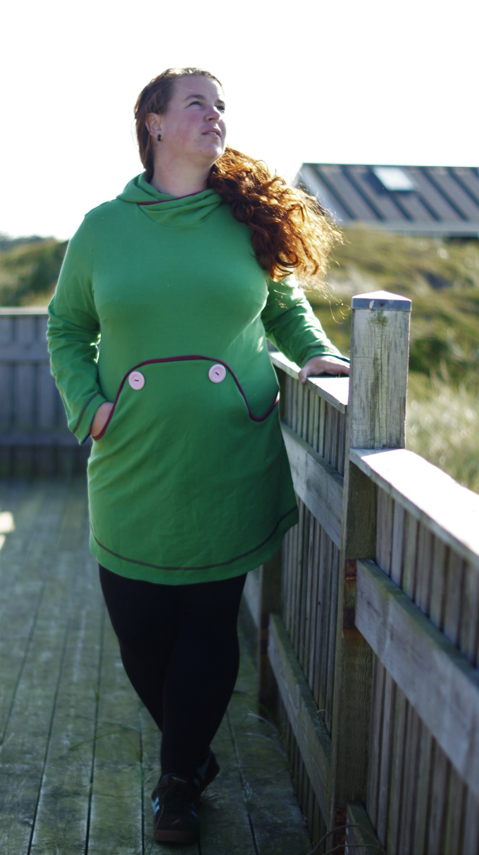 E-Book Lumali Hoodie - Kleid Knopfliebe Curvy, duits