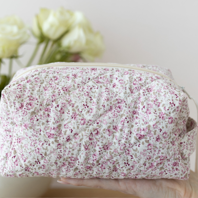 Patron trousse de toilette / de maquillage pdf Boxy Quilt Make it yours, en français