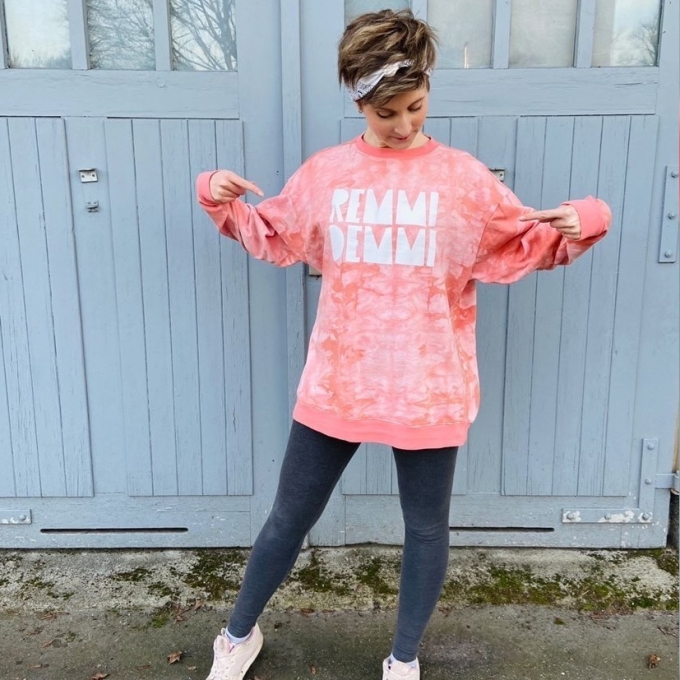E-book Make it yours Oversized Sweat Jurk / Sweater, Duits