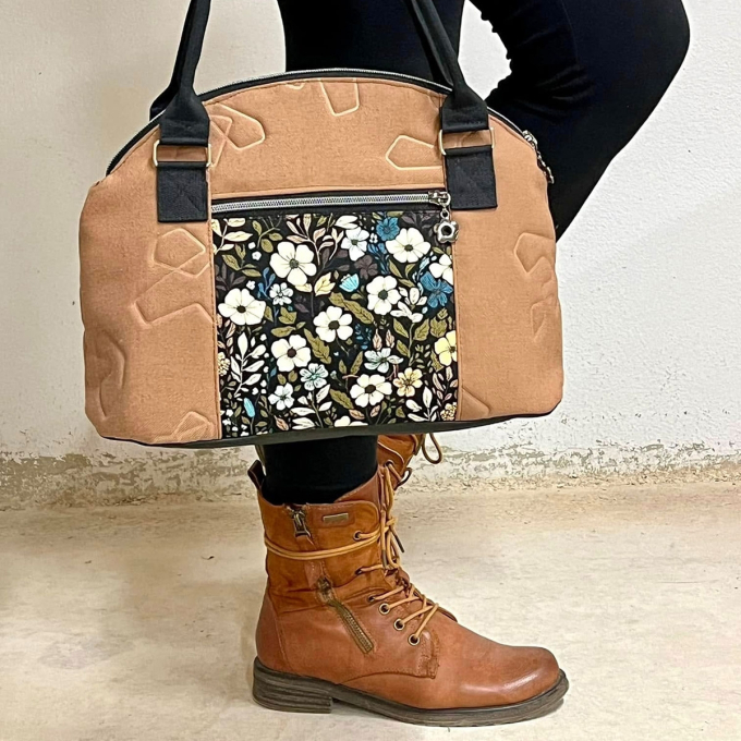 E-Book Maker Mauz handbag Zahro, english