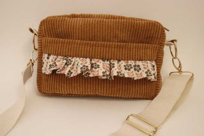 E-book Moreauthentic Boxy Bag Minnie, Duits