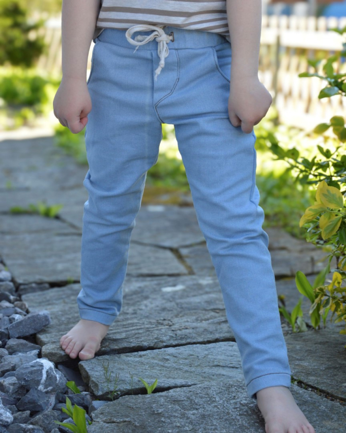 Patron pantalon enfant pdf Aaric Snygges, en allemand
