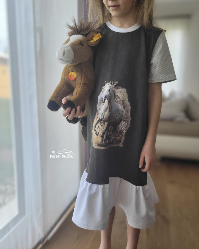 Patron chemise de nuit / pyjama enfant pdf Jaro & Luna Snygges, en allemand
