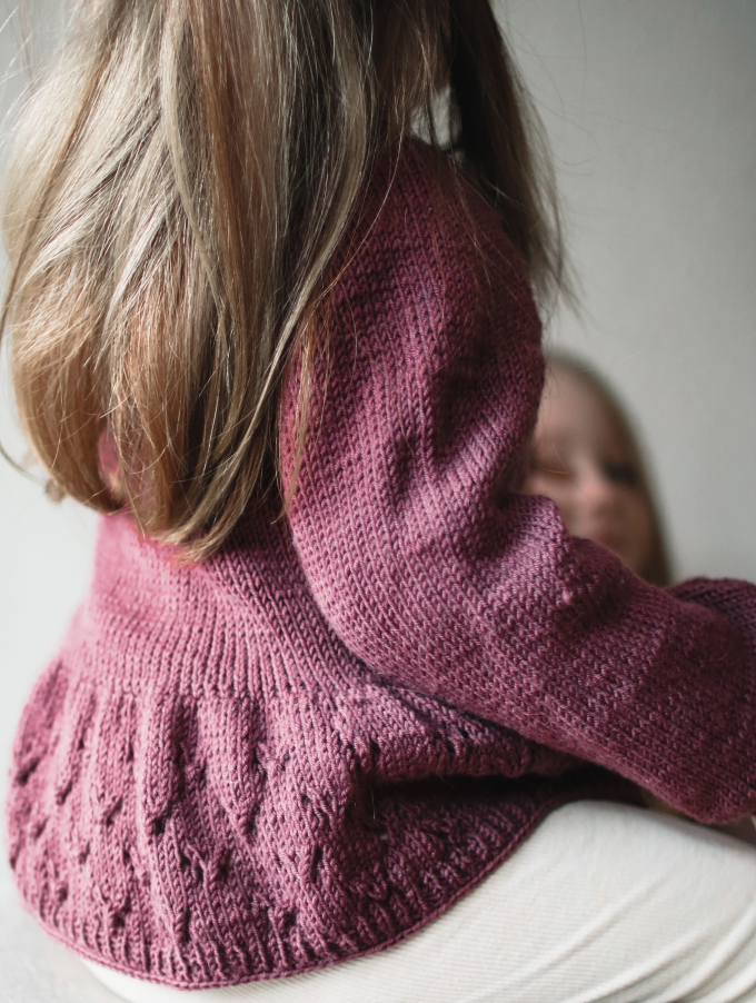 Patron tricot cardigan enfant pdf Edla Volang Appelbanne Design, en allemand