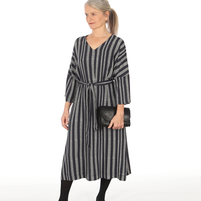 Patron robe femme pdf Mme Iva Studio Schnittreif, en français