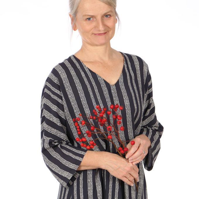 Patron robe femme pdf Mme Iva Studio Schnittreif, en français