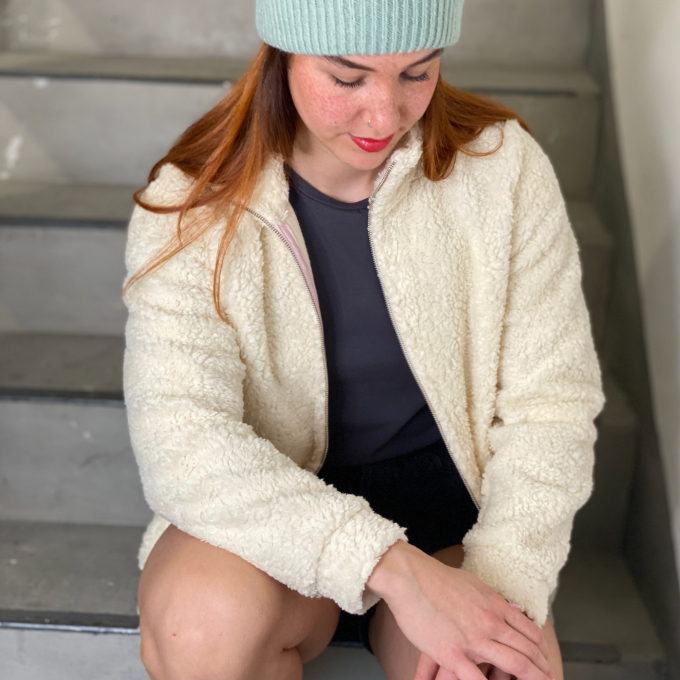Patron veste femme pdf Mme Svea Studio Schnittreif, en francais