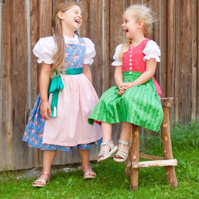 E-book TOSCAminni Schnittmanufaktur Dirndl Resi, Duits