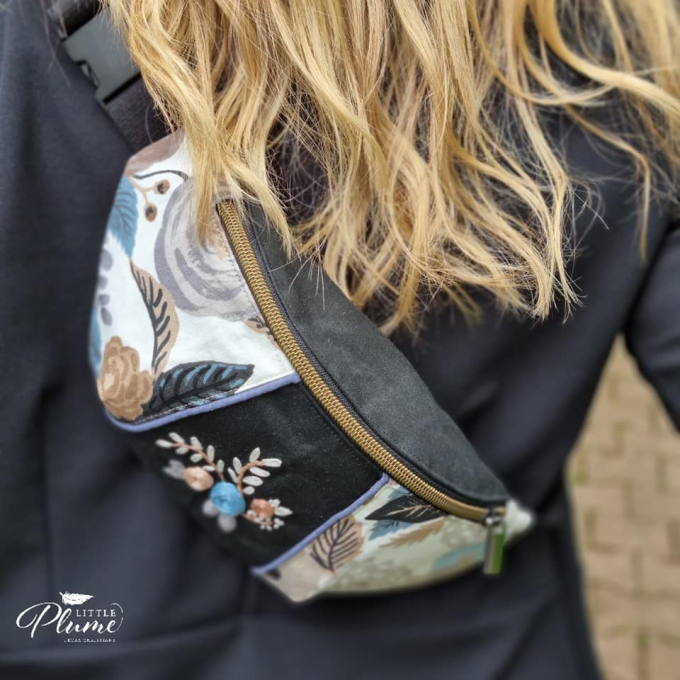 E-Book Unikati Hip Bag Lana, englisch