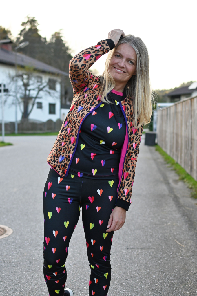 Functionele jersey Albstoffe Hamburger  Liebe Active Wear Wild Hearts, zwart