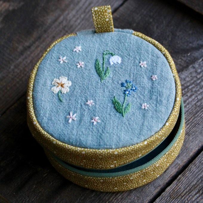 Modèle broderie à la main pdf Printemps Fabelwald