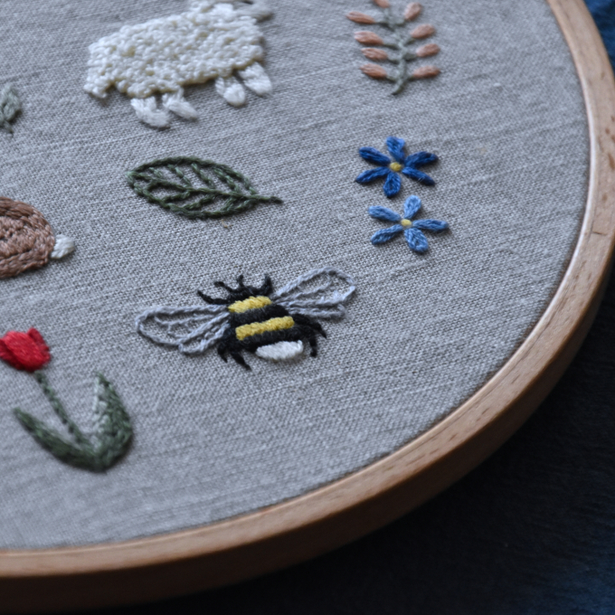 Modèle broderie à la main pdf Printemps Fabelwald