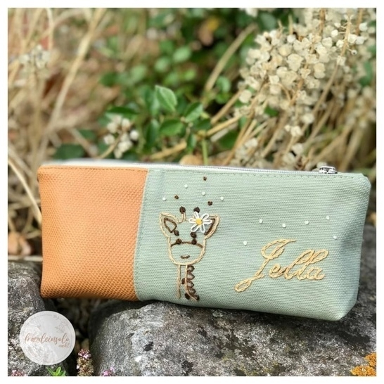 Modèle broderie à la main pdf Meilleurs amis Helloo Anni