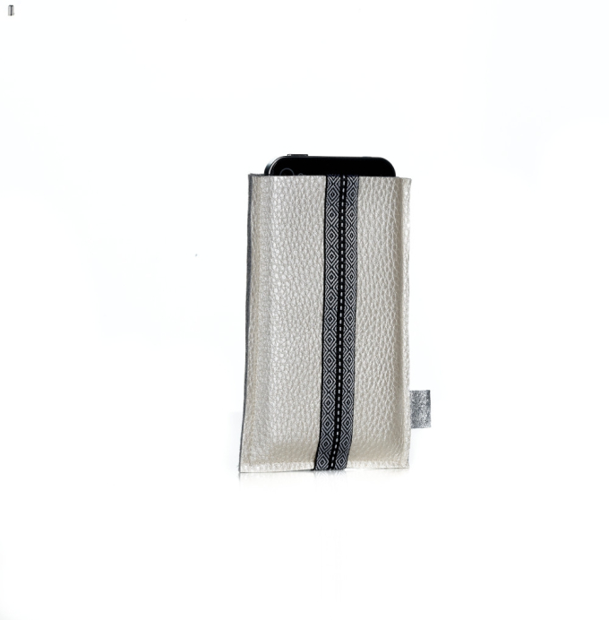 Kunstleer metallic mat donkergrijs, strook 66 x 45 cm