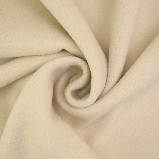 Mantelpluis tabea, crèmekleurig