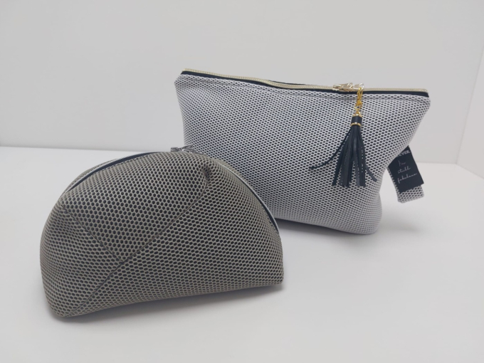 3D mesh fabric with woven back, grey