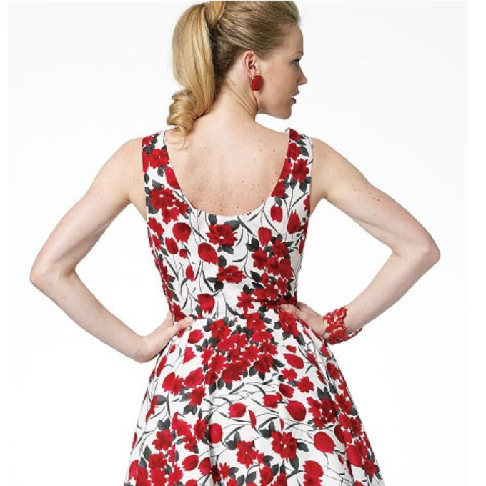 Patron Butterick 5748 robe, taille 32-40, en français