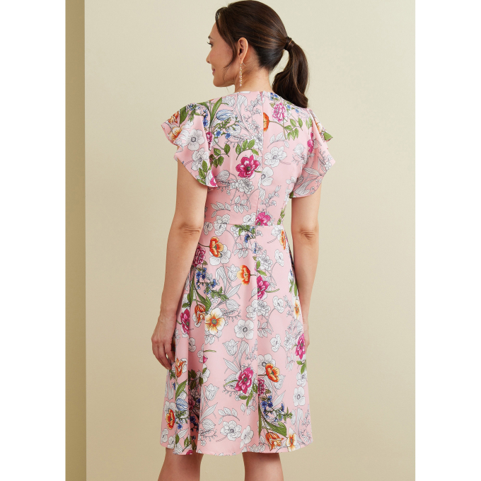 Naaipatroon Butterick 6893 jurk en jumpsuit, maat 42-50, Dui/En/Fr