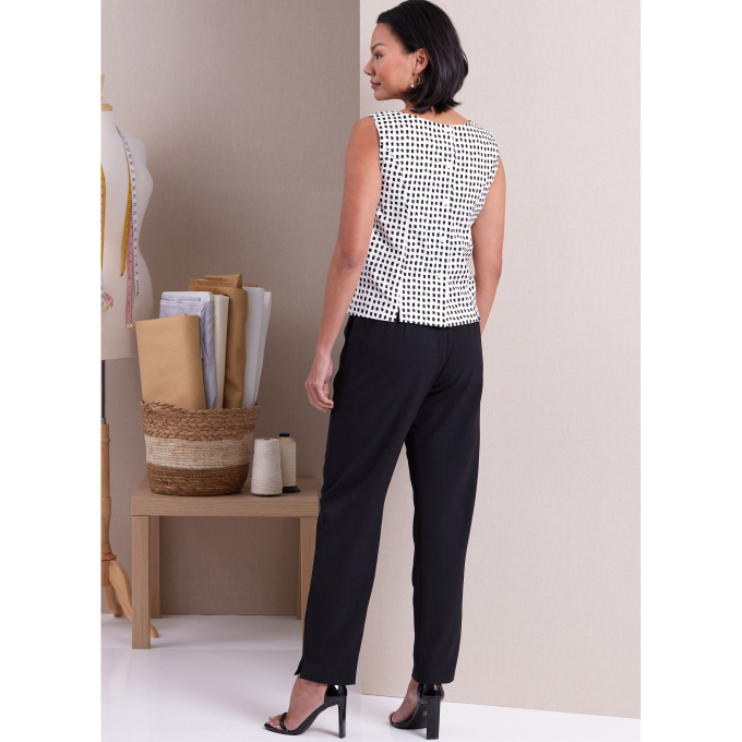 Naaipatroon Butterick 6944 broek, maat 42-50, Dui/En/Fr