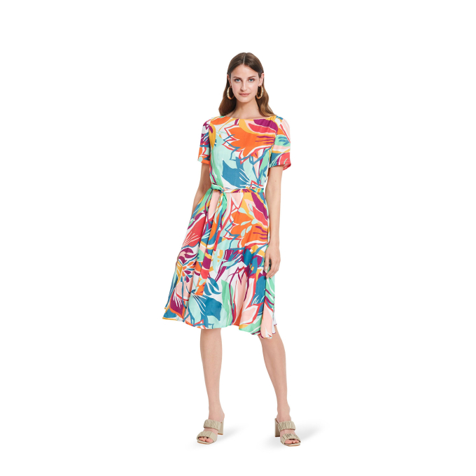 Patron Burda 5903 robe femme, en français