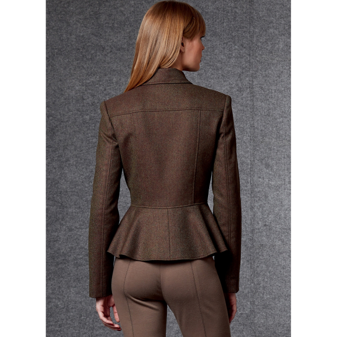 Naaipatroon Vogue 1714 jas, maat  42-50, Dui/En/Fr