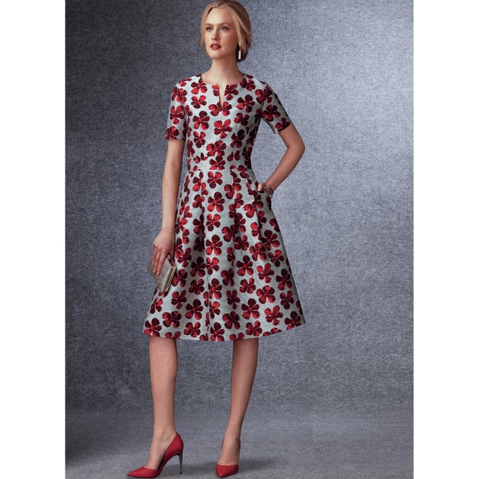 Patron Vogue 1737 robe femme, taille 40-48, en français